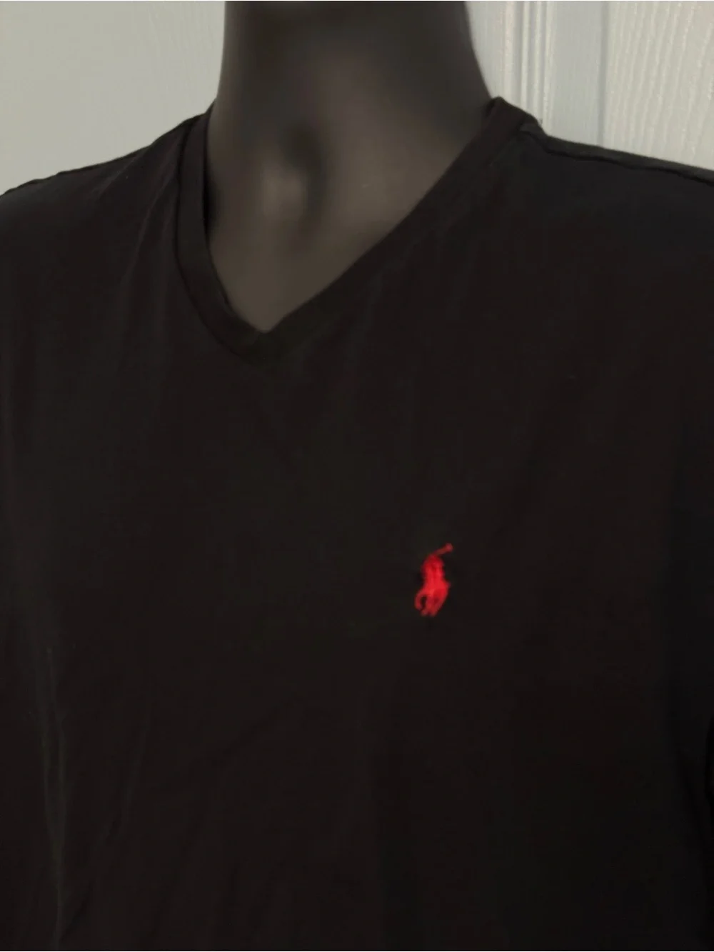Polo Ralph Lauren Black V Neck Men’s Tee Shirt Size Medium